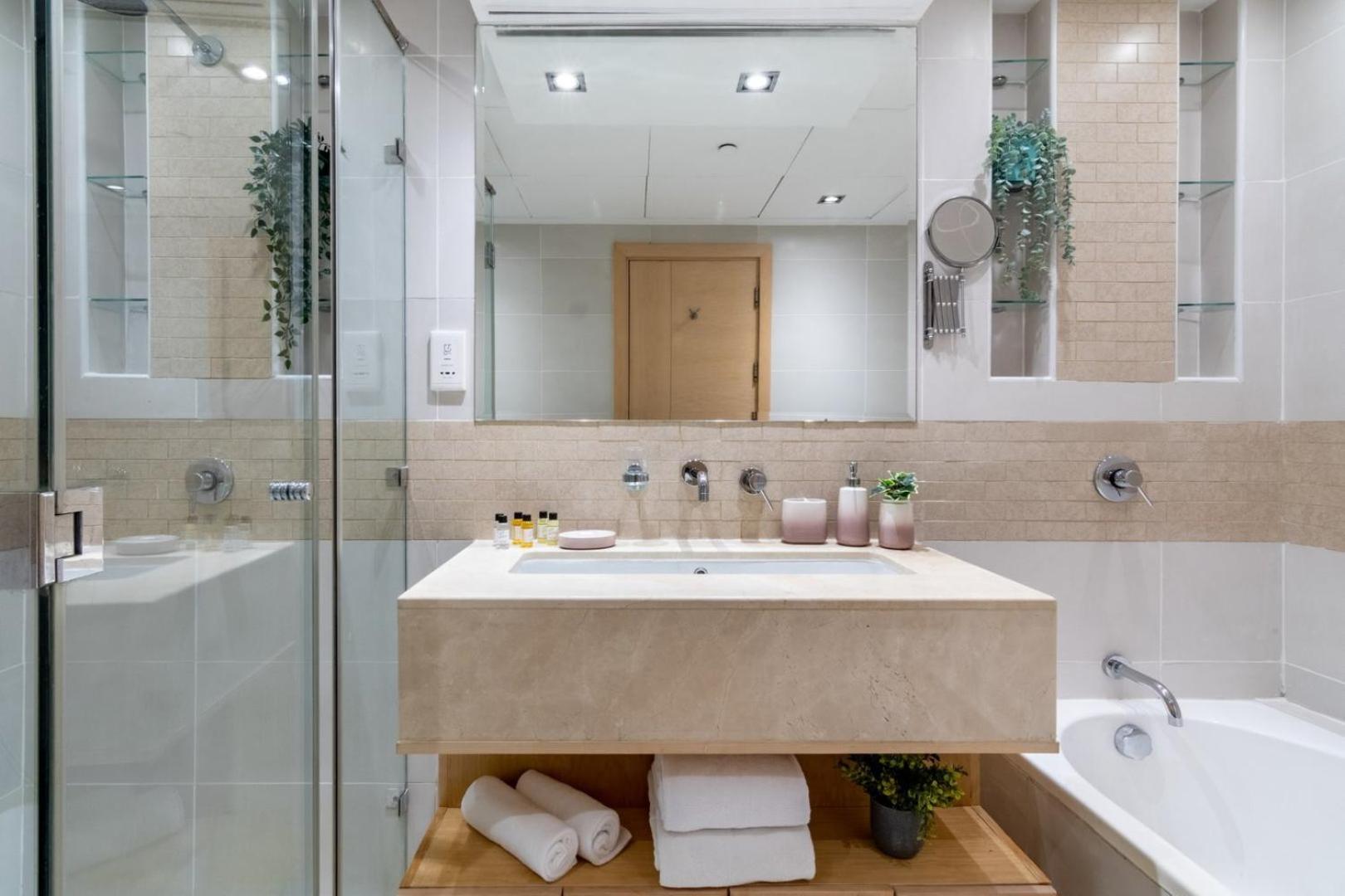 Apartamento Guestready - Marina View | Fairfield Tower Dubái Exterior foto